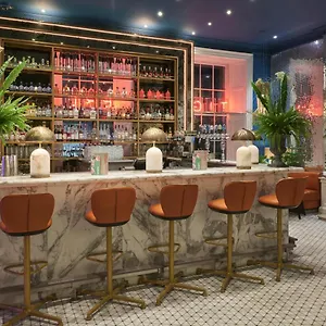 4* Отель Tigerlily